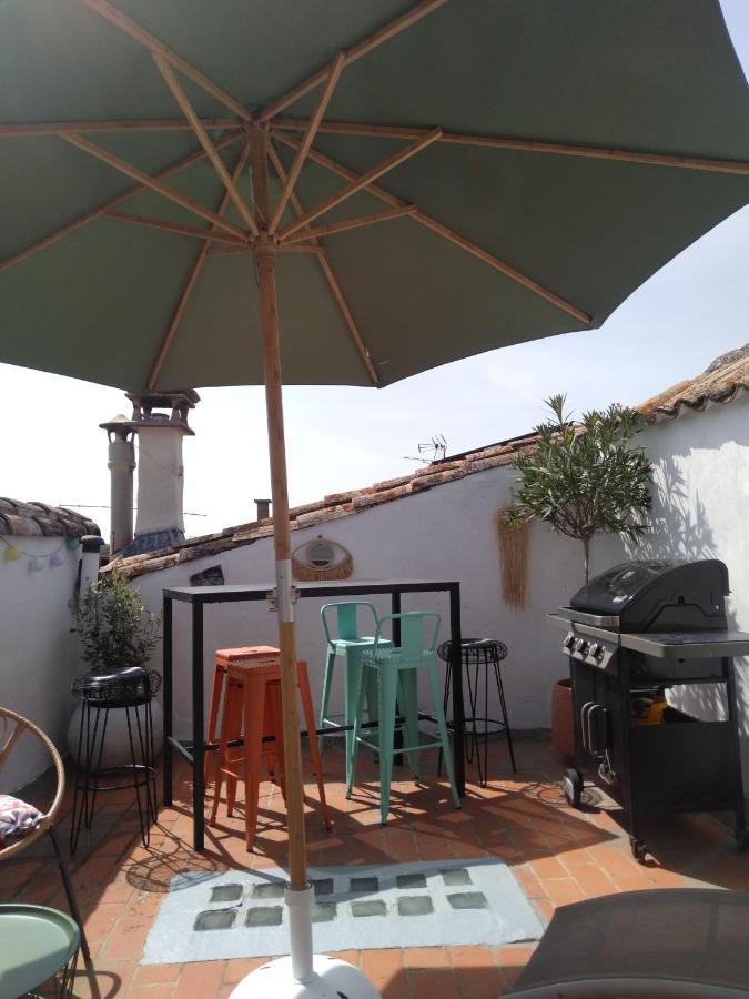 Maison De Village Familiale Pont Du Gard, Toit Terrasse, Barbecue, Fibre แวร์ ปองต์ ดู การ์ ภายนอก รูปภาพ