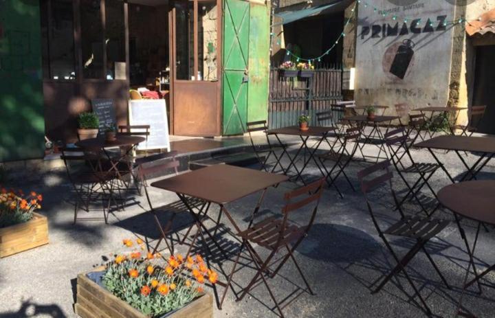 Maison De Village Familiale Pont Du Gard, Toit Terrasse, Barbecue, Fibre แวร์ ปองต์ ดู การ์ ภายนอก รูปภาพ