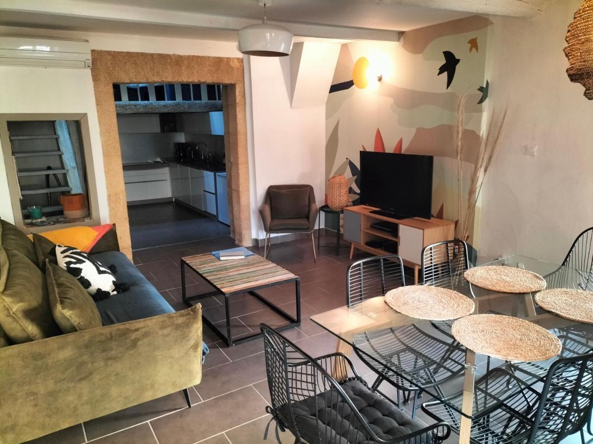 Maison De Village Familiale Pont Du Gard, Toit Terrasse, Barbecue, Fibre แวร์ ปองต์ ดู การ์ ภายนอก รูปภาพ